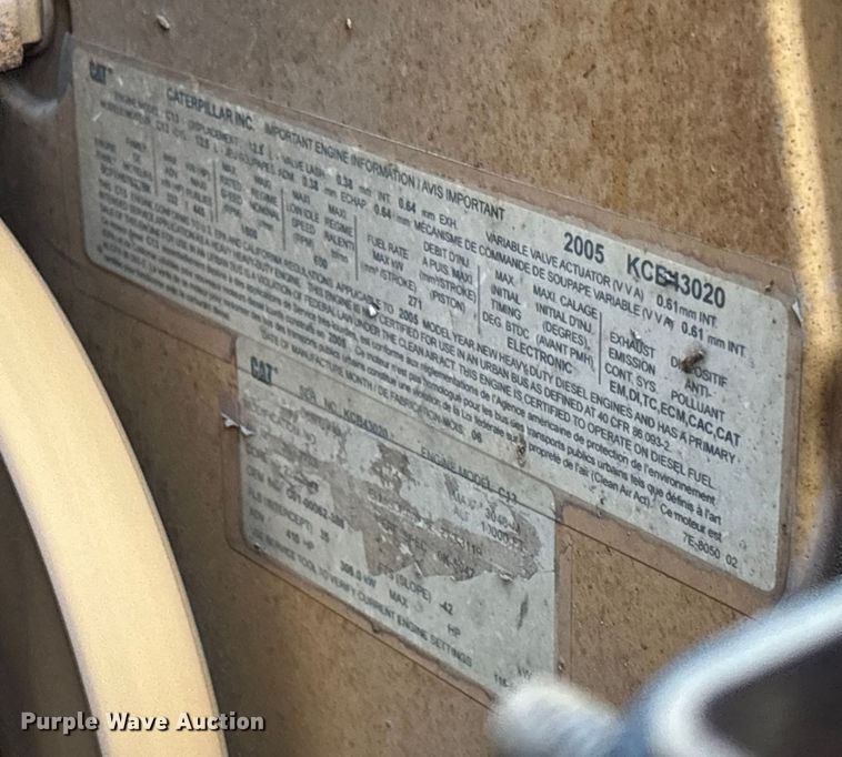 image for item EV3355 2006 Sterling Truck L9500 Series winch truck