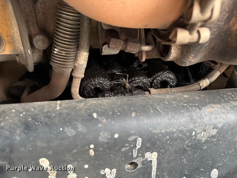 image for item EV3355 2006 Sterling Truck L9500 Series winch truck