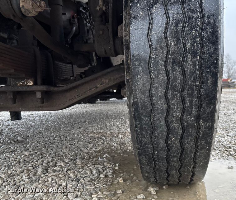 image for item EV3355 2006 Sterling Truck L9500 Series winch truck