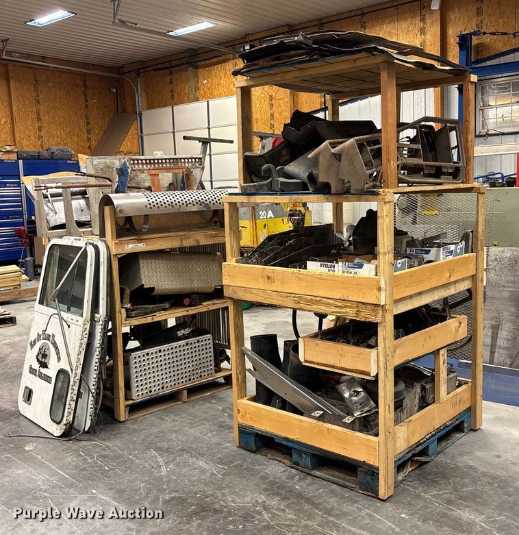 image for item EV3365 Truck parts