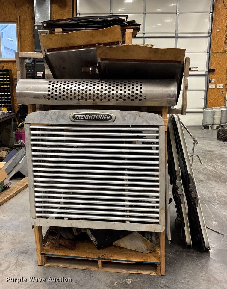 image for item EV3365 Truck parts