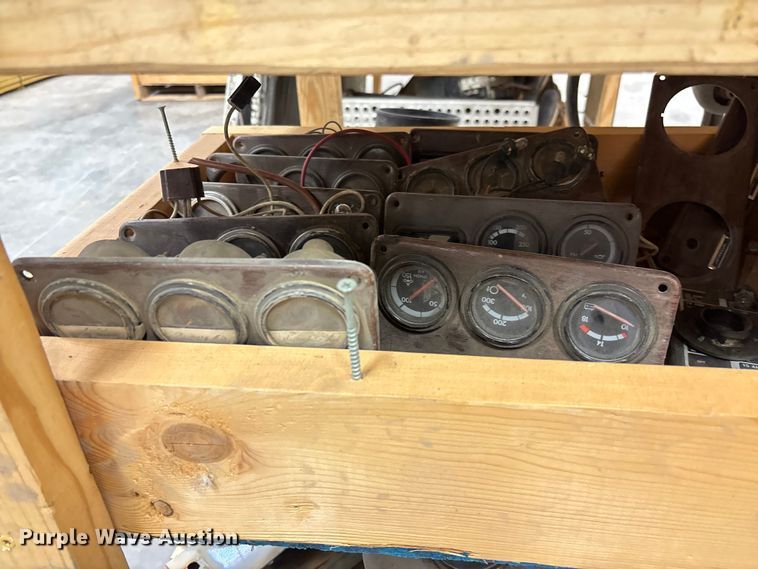 image for item EV3365 Truck parts