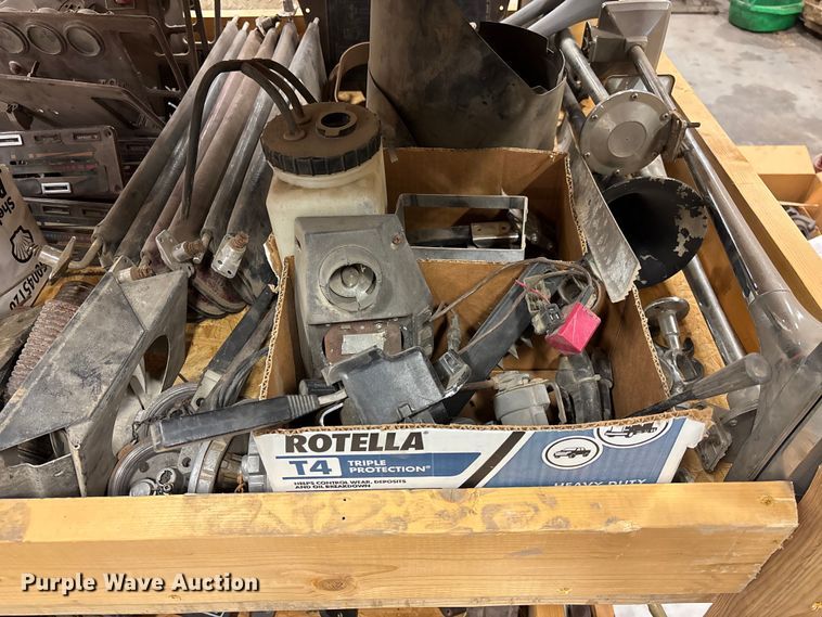 image for item EV3365 Truck parts