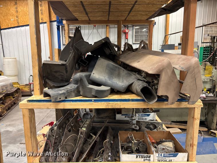 image for item EV3365 Truck parts