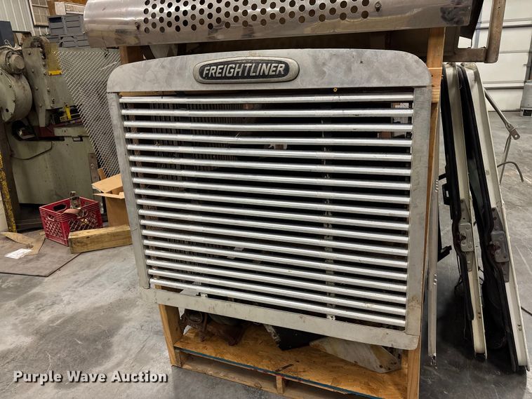 image for item EV3365 Truck parts