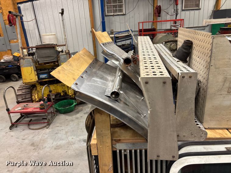 image for item EV3365 Truck parts