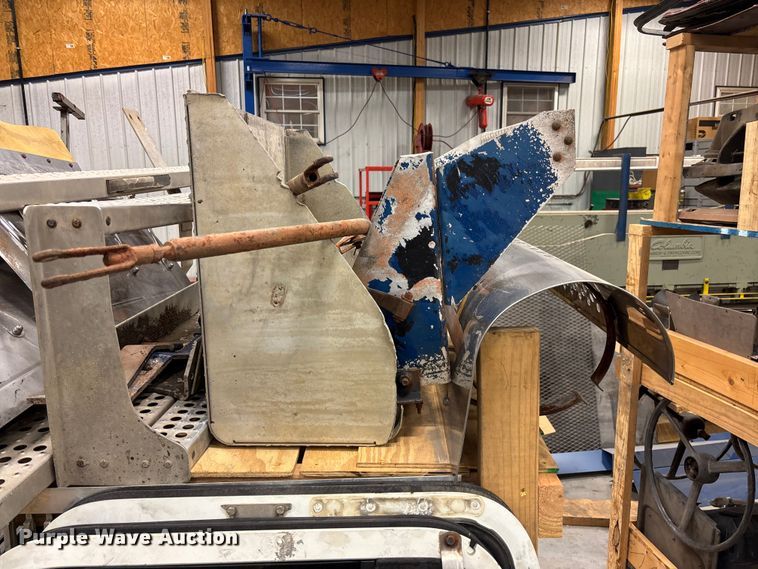 image for item EV3365 Truck parts