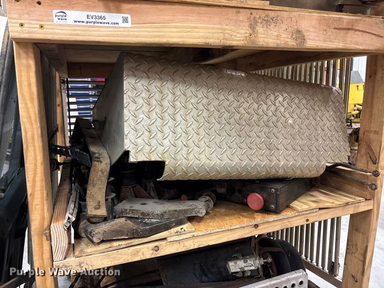 image for item EV3365 Truck parts