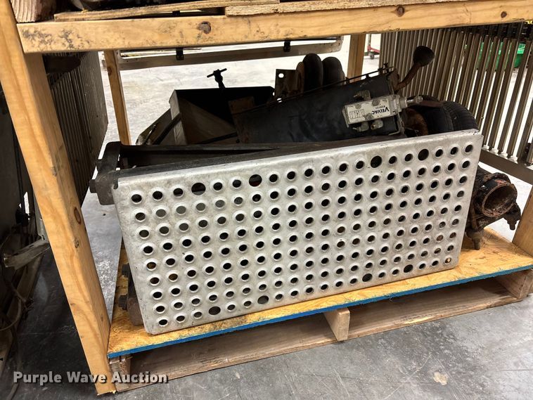 image for item EV3365 Truck parts