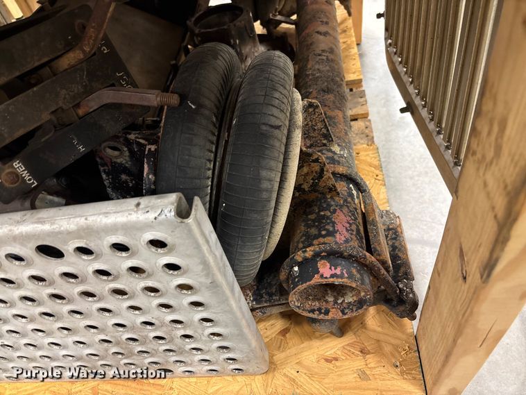 image for item EV3365 Truck parts