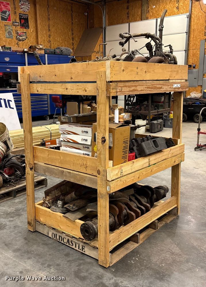 image for item EV3366 Truck engine parts