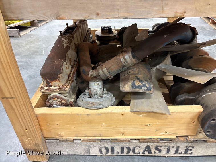 image for item EV3366 Truck engine parts