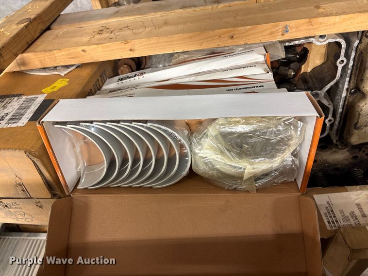 image for item EV3366 Truck engine parts