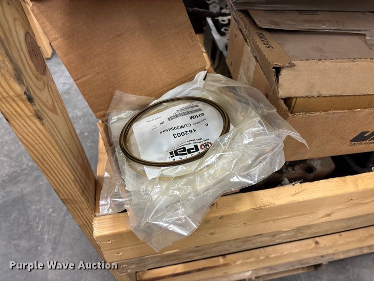 image for item EV3366 Truck engine parts