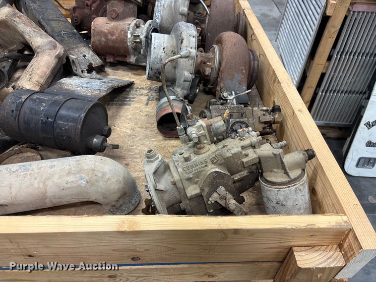 image for item EV3366 Truck engine parts