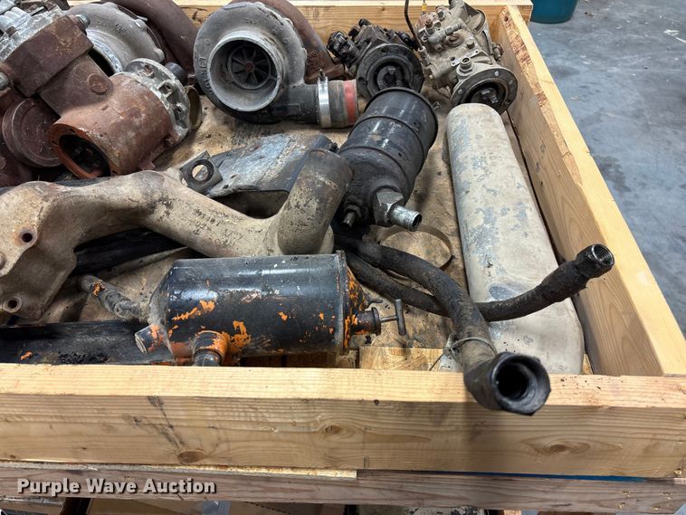 image for item EV3366 Truck engine parts