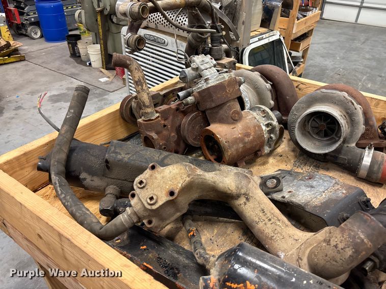 image for item EV3366 Truck engine parts