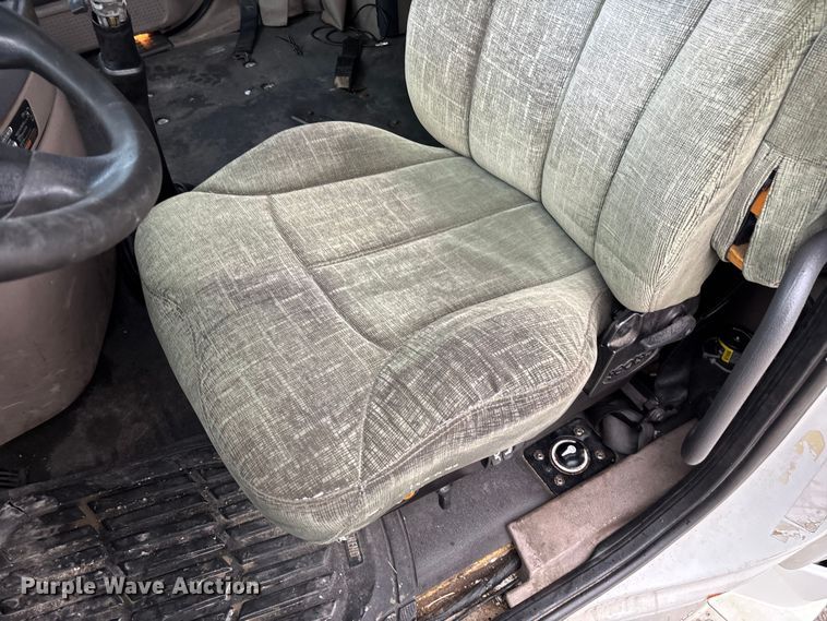 image for item EV3367 2013 Freightliner Cascadia 125 semi truck