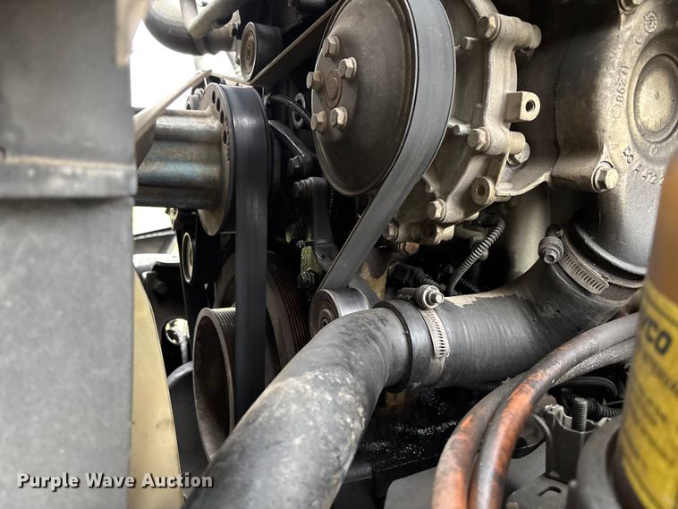 image for item EV3367 2013 Freightliner Cascadia 125 semi truck