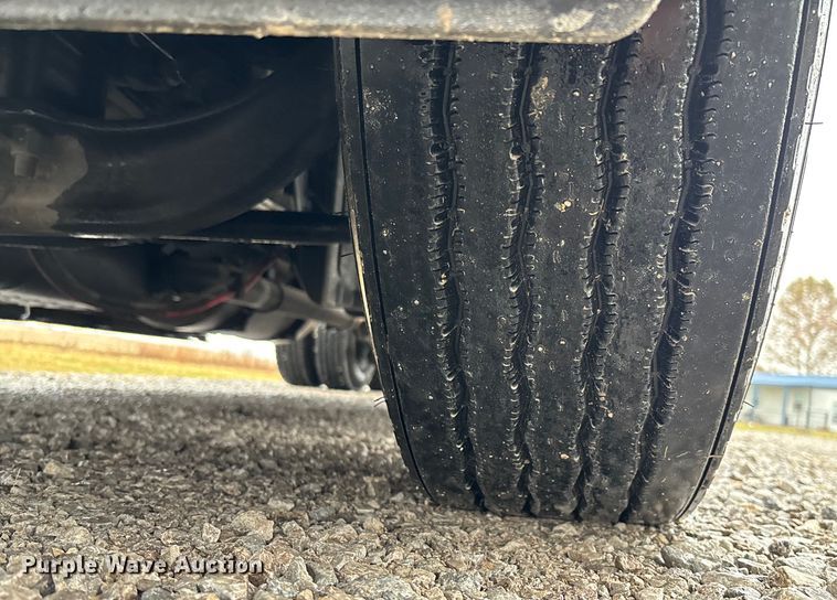 image for item EV3367 2013 Freightliner Cascadia 125 semi truck