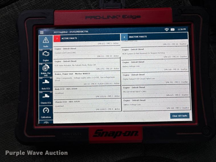 image for item EV3367 2013 Freightliner Cascadia 125 semi truck