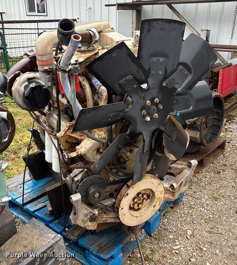 image for item EV3373 1984 Cummins engine