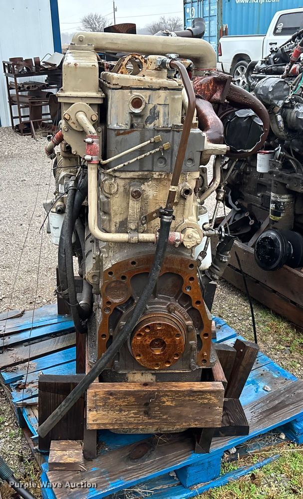 image for item EV3373 1984 Cummins engine