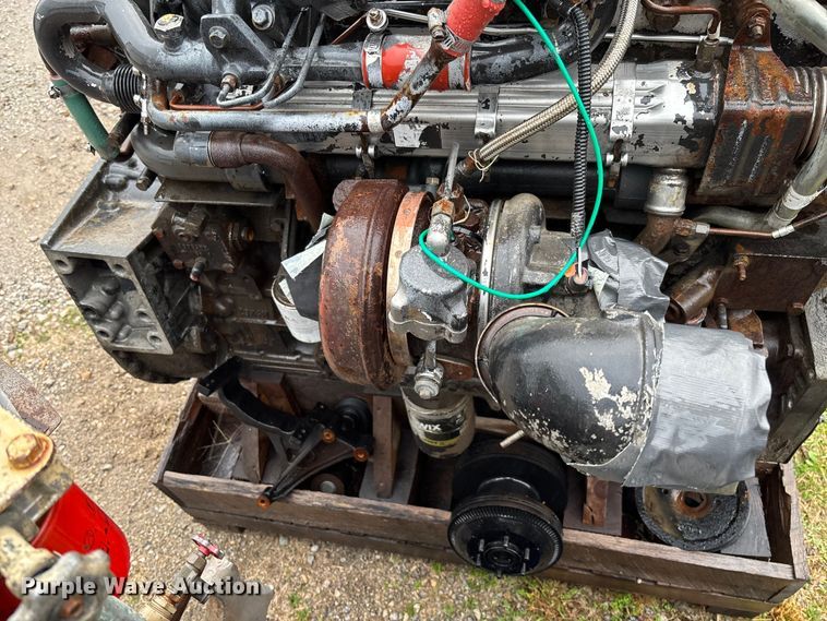 image for item EV3374 2005 Cummins ISM 320V engine