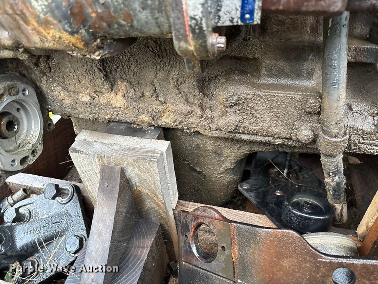 image for item EV3374 2005 Cummins ISM 320V engine