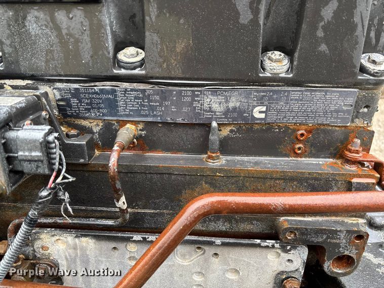 image for item EV3374 2005 Cummins ISM 320V engine