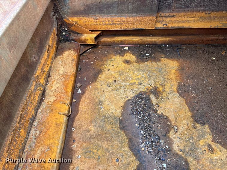 image for item EV3379 2010 Autocar Xpeditor refuse truck