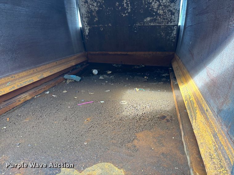 image for item EV3379 2010 Autocar Xpeditor refuse truck