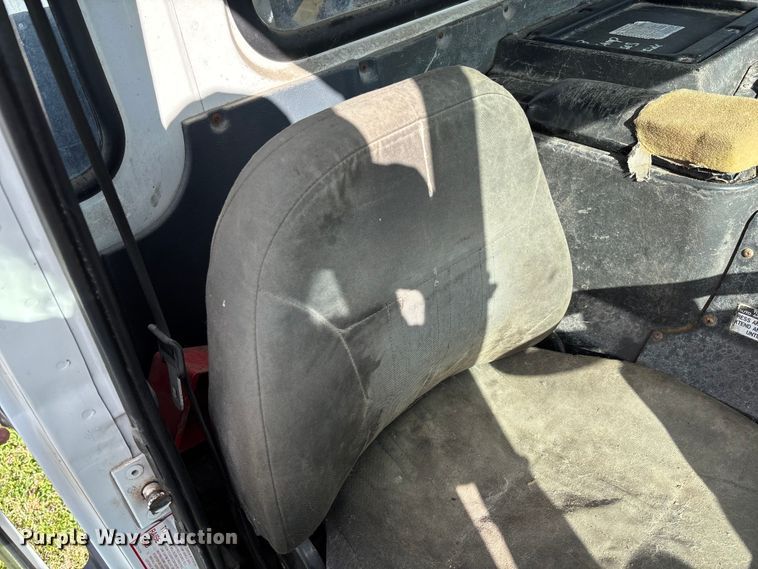 image for item EV3379 2010 Autocar Xpeditor refuse truck