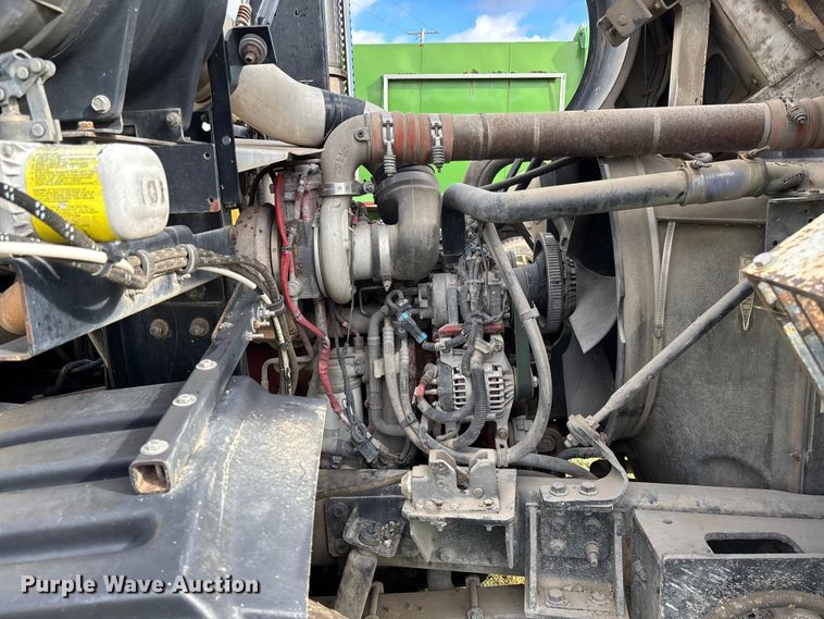 image for item EV3379 2010 Autocar Xpeditor refuse truck