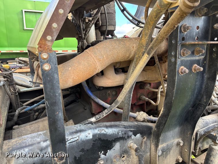 image for item EV3379 2010 Autocar Xpeditor refuse truck