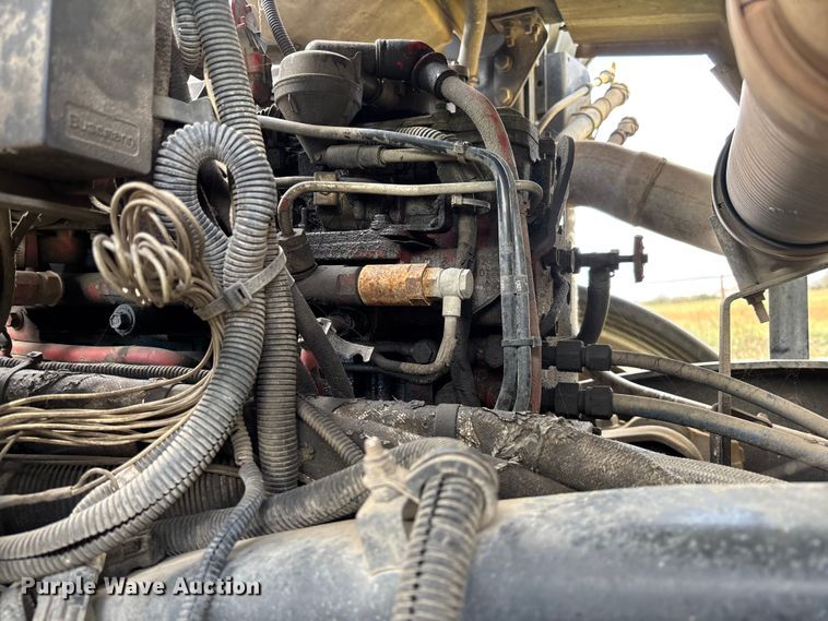 image for item EV3379 2010 Autocar Xpeditor refuse truck