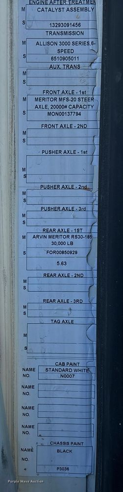 image for item EV3379 2010 Autocar Xpeditor refuse truck