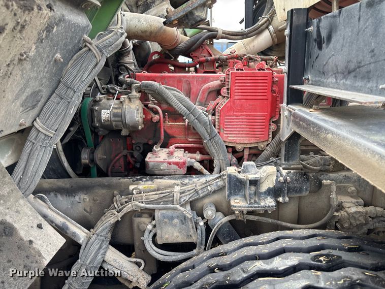 image for item EV3382 2009 Peterbilt 320 refuse truck