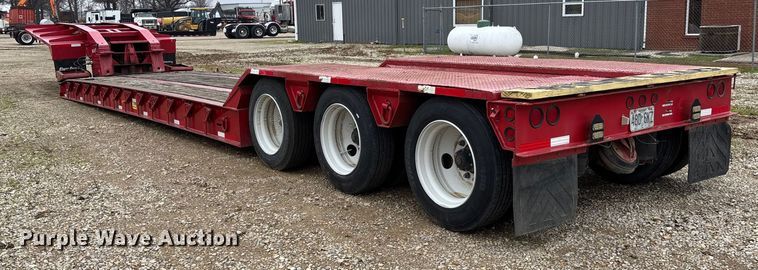image for item EV3398 1999 Eager Beaver 50GSL/3 lowboy equipment trailer