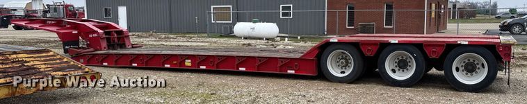image for item EV3398 1999 Eager Beaver 50GSL/3 lowboy equipment trailer