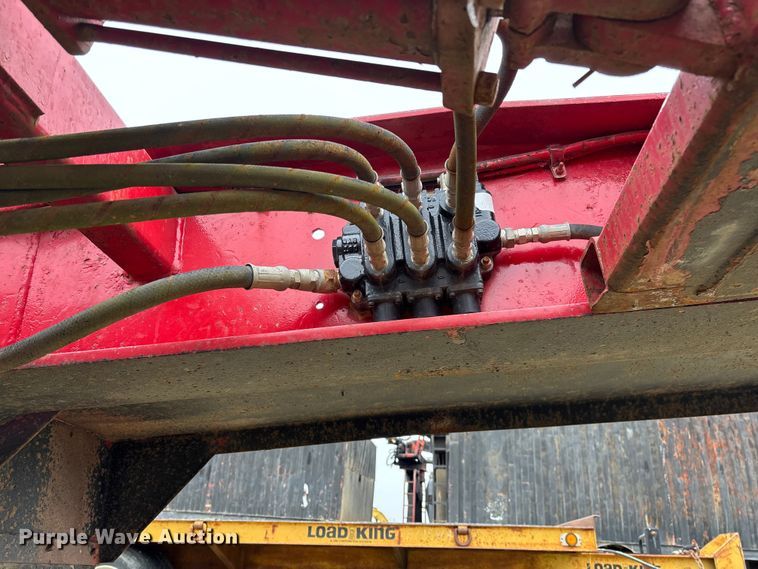 image for item EV3398 1999 Eager Beaver 50GSL/3 lowboy equipment trailer