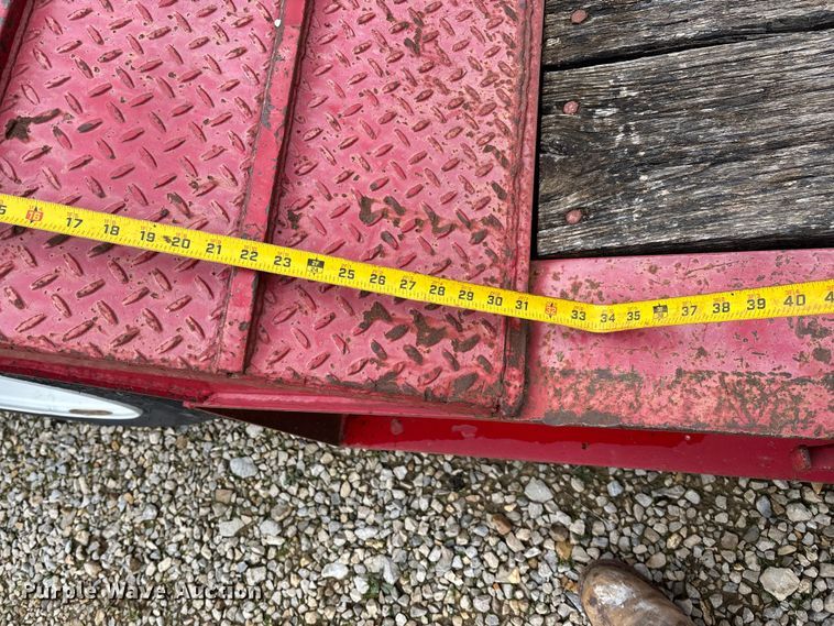 image for item EV3398 1999 Eager Beaver 50GSL/3 lowboy equipment trailer