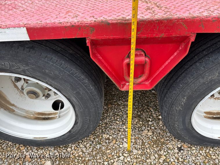 image for item EV3398 1999 Eager Beaver 50GSL/3 lowboy equipment trailer