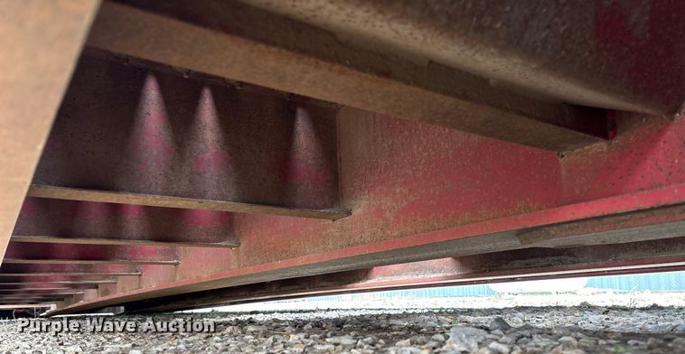 image for item EV3398 1999 Eager Beaver 50GSL/3 lowboy equipment trailer