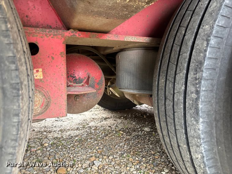 image for item EV3398 1999 Eager Beaver 50GSL/3 lowboy equipment trailer