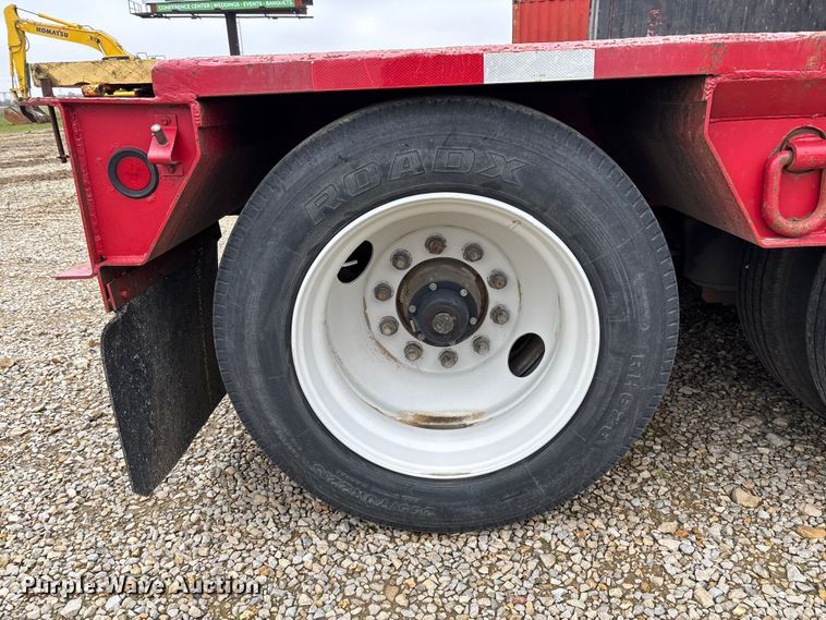 image for item EV3398 1999 Eager Beaver 50GSL/3 lowboy equipment trailer