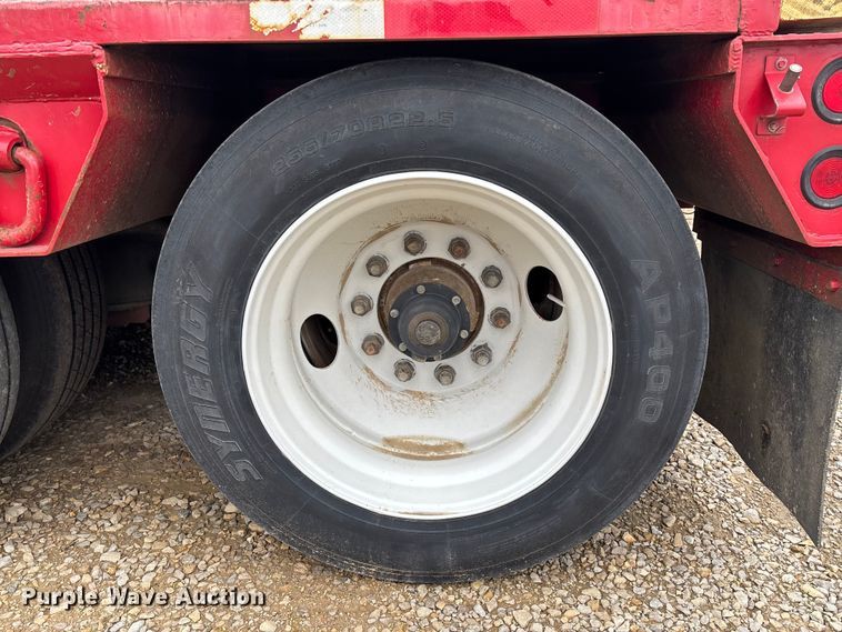 image for item EV3398 1999 Eager Beaver 50GSL/3 lowboy equipment trailer