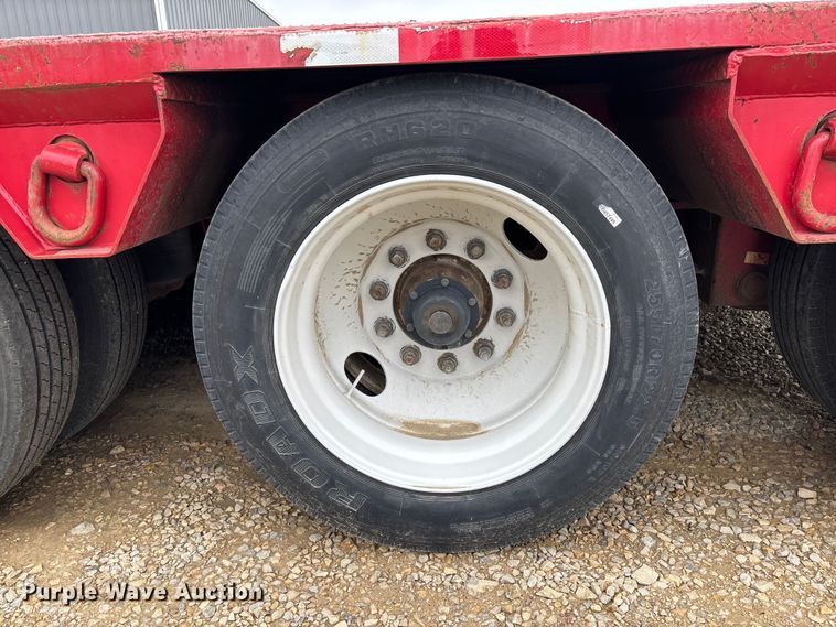 image for item EV3398 1999 Eager Beaver 50GSL/3 lowboy equipment trailer