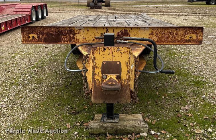 image for item EV3399 1988 Load King 202LT equipment trailer