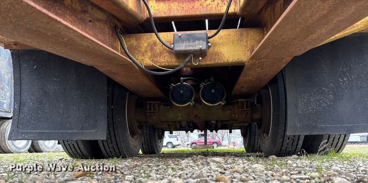 image for item EV3399 1988 Load King 202LT equipment trailer